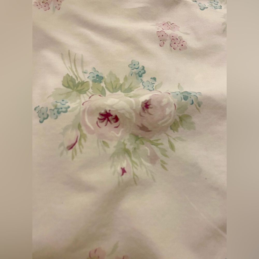 Simply Shabby Chic Kids Misty Rose Standard Pillow Sham + Twin Comforter set - Picture 4 of 16
